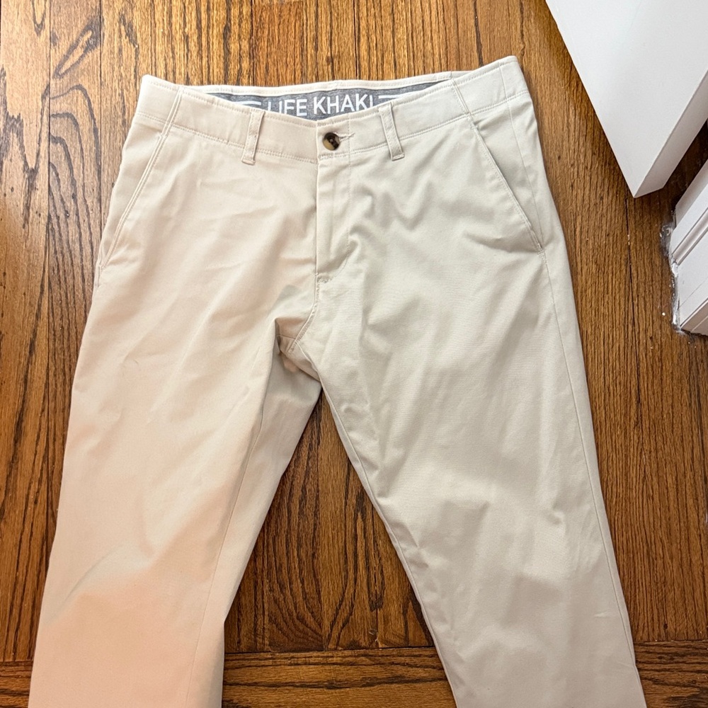Haggar Men's Cream Chinos